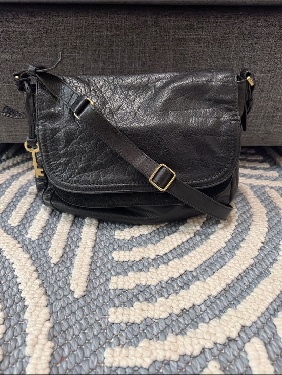 Fossil Handbags - Fossil Peyton Black Pebbled Leather Crossbody Messenger Bag Adjustable Strap